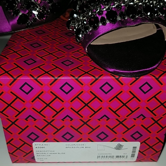 Tory Burch Beverly 45 Embellished Crystal Slide - Picture 4 of 8